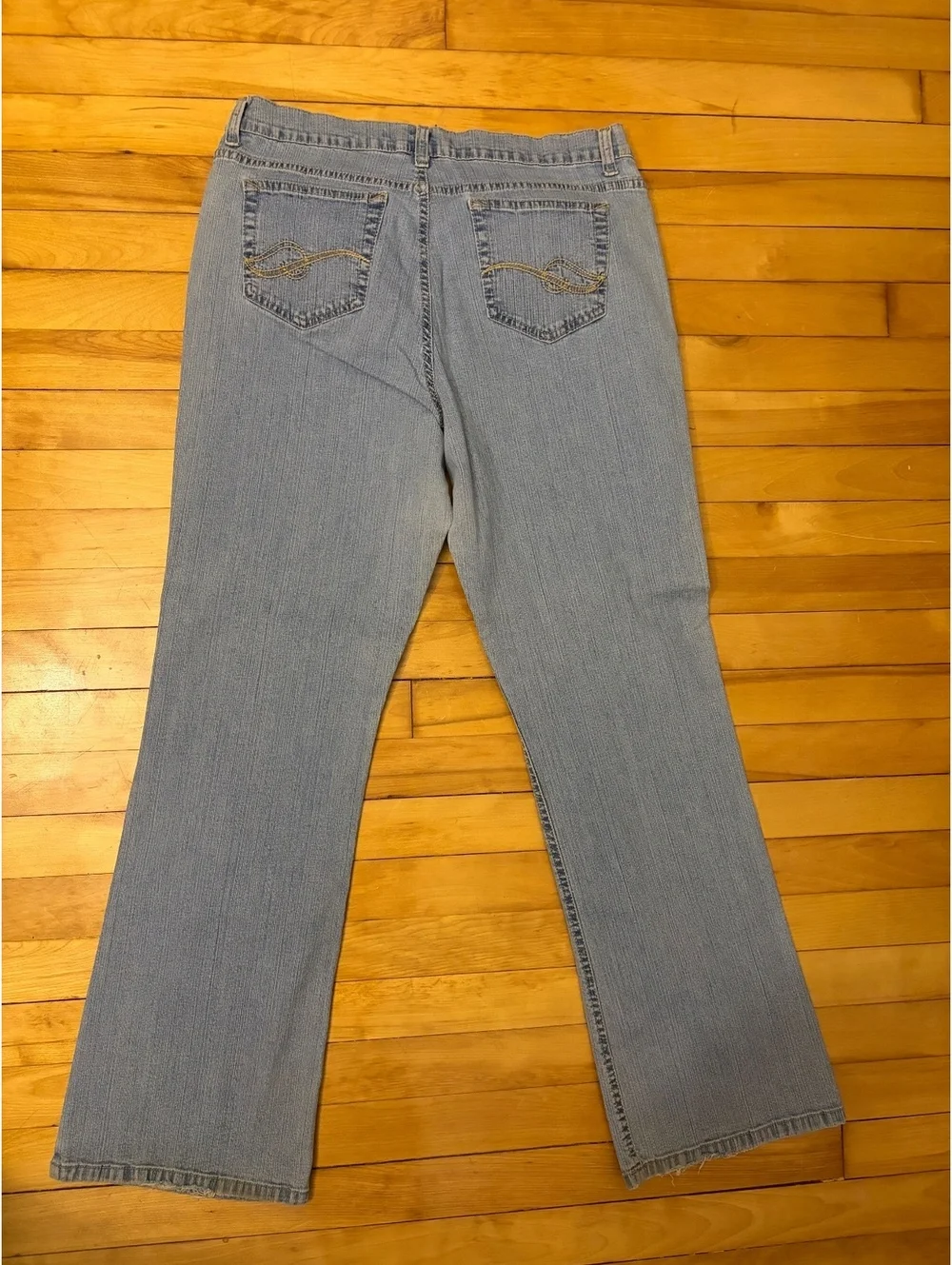 Jaclyn Smith Angel Fit Light Blue Denim Jeans Size 14